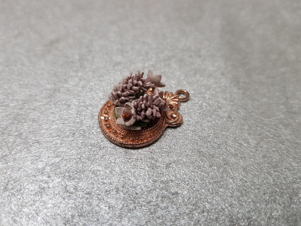 Handmade Floral Pendant hpf1