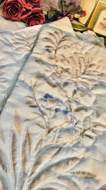 Soft Hues Bedding Set IMG # 1