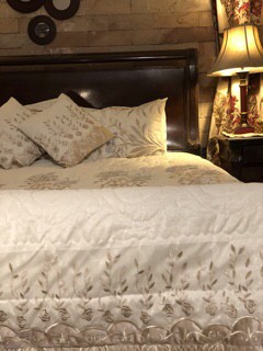 Soft Hues Bedding Set IMG # 1