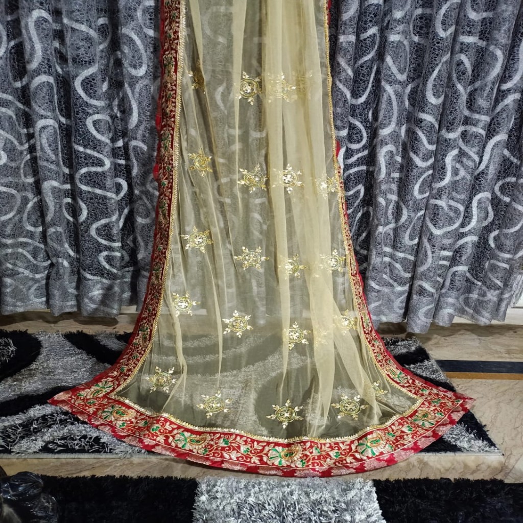 Mehndi dupatta