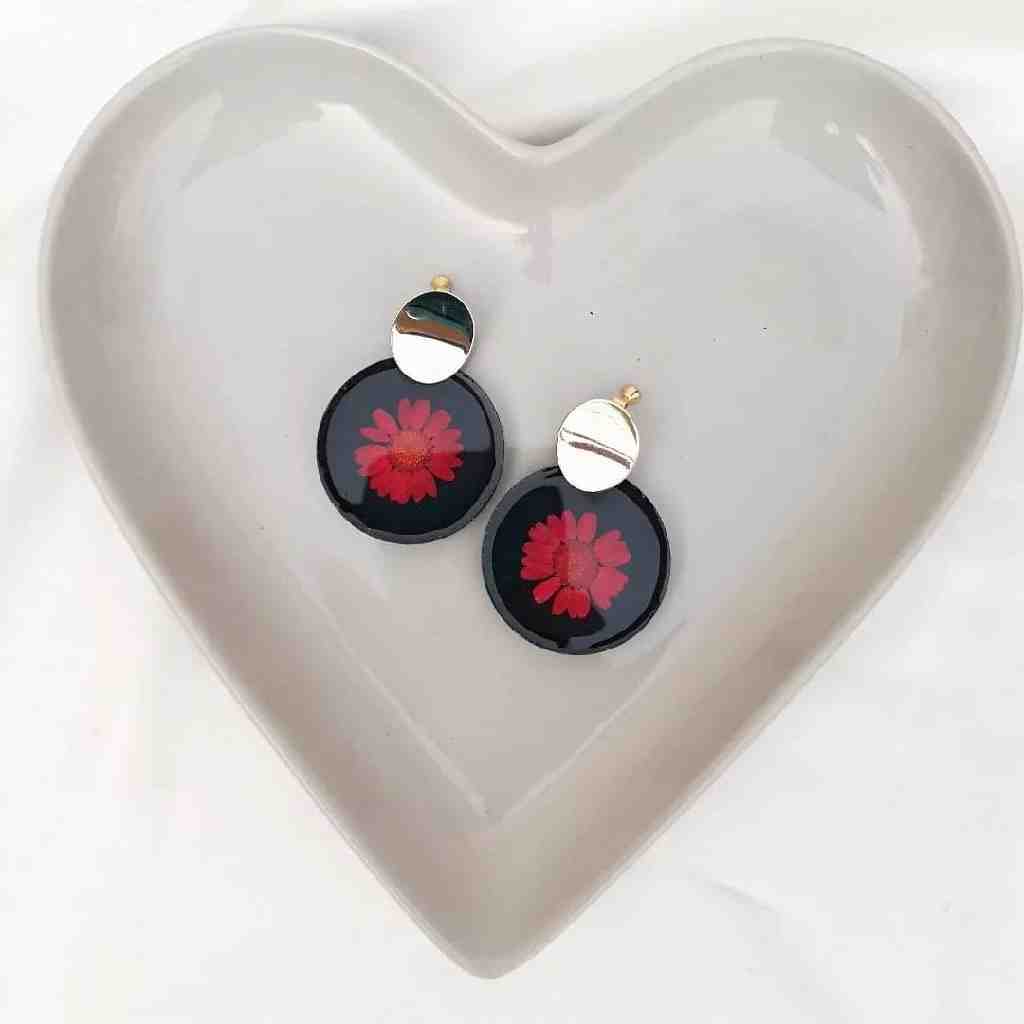 Real Flower Red Daisy Earrings 