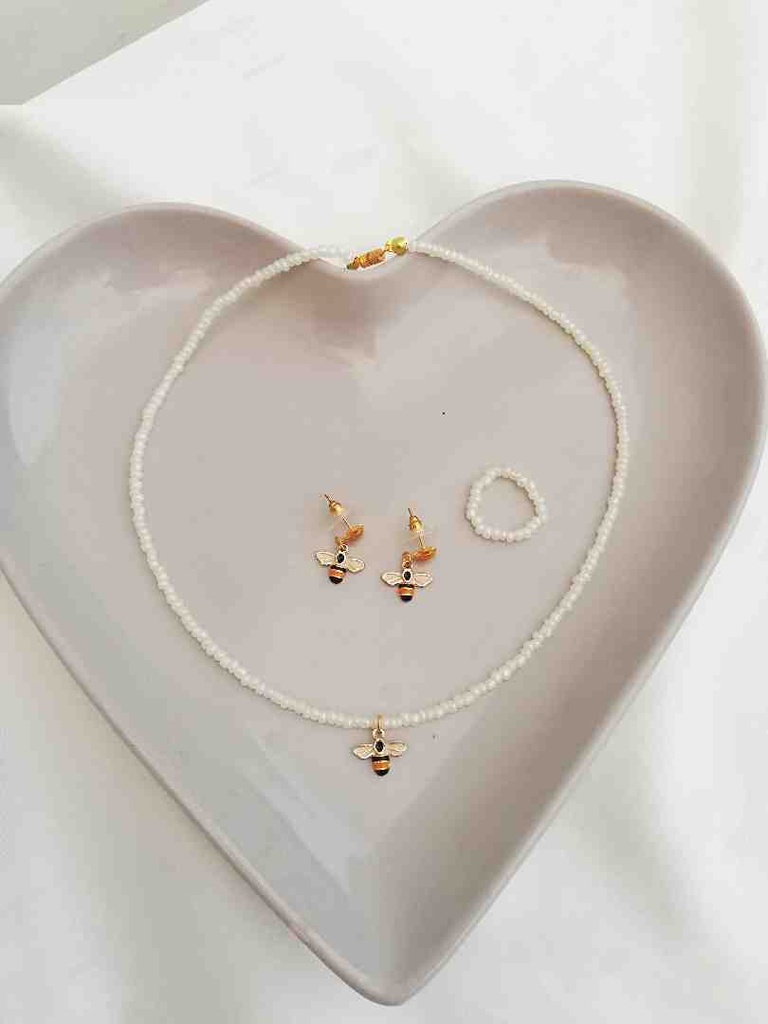 Dainty Honey Bee jewelry Set