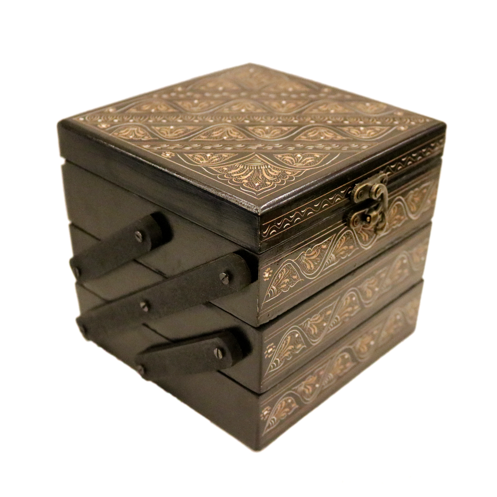 Lacquer art jewelry box