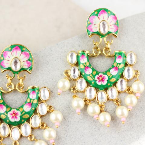 [PK3378-JW-EAR-011027] Statement Hand Painted Green Pearl Earring