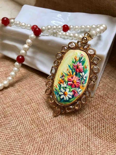[PK2693-JW-NCK-017169] Royal Floral Glore Statement Pendent 