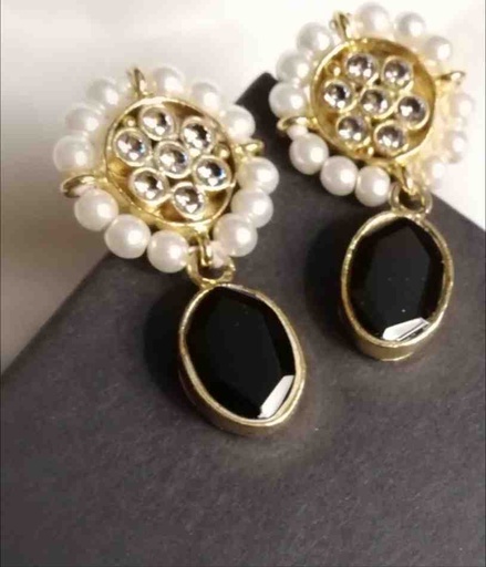 [PK3229-JW-EAR-017207] Kundan Black Earrings