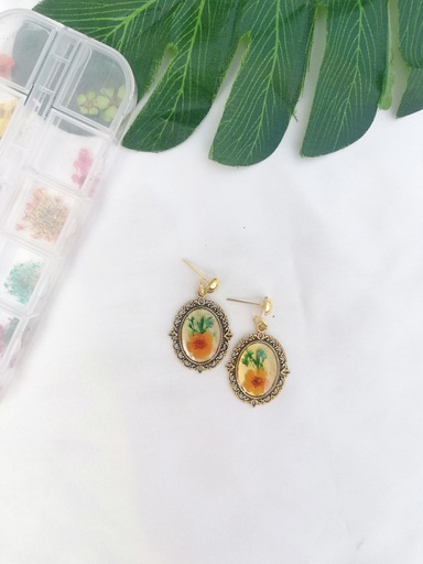[PK4119-JW-EAR-023462] Floral Oval Earrings Golden