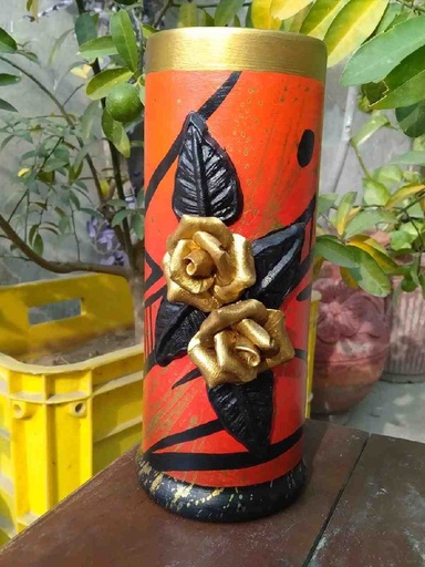 [PK8038-HM-VAS-028114] Clay Vase for Table