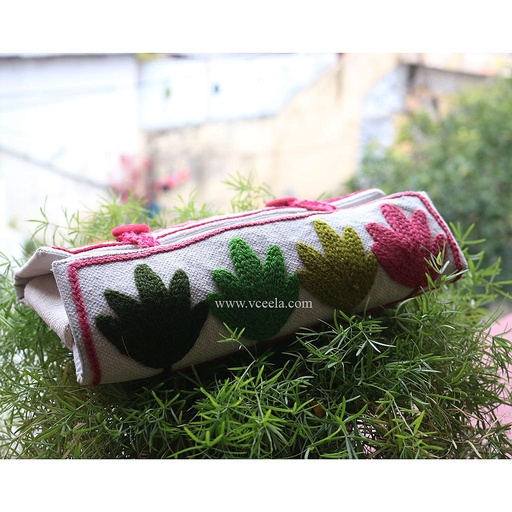 [PK0912-HM-GEN-005122] Embroidered Tissue Box