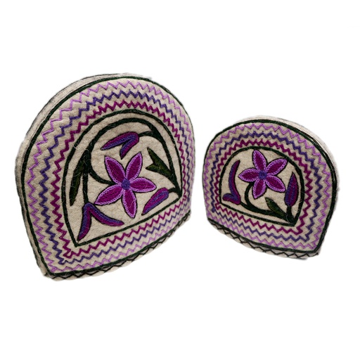 [PK0914-HM-GEN-005129] Embroidered Tea Cozy